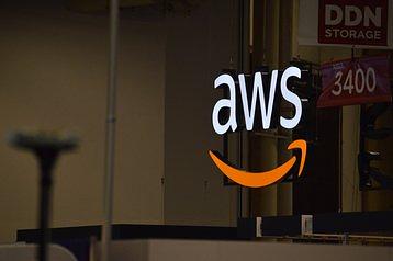 AWS_logo.width-358 (2)